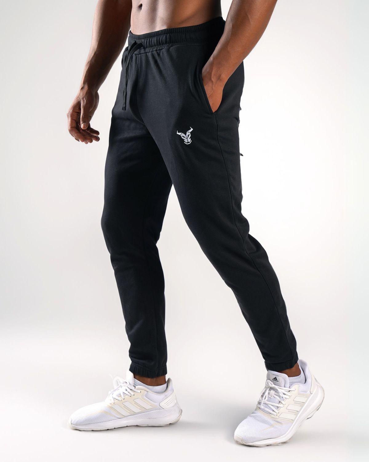 Essential Jogger - Black
