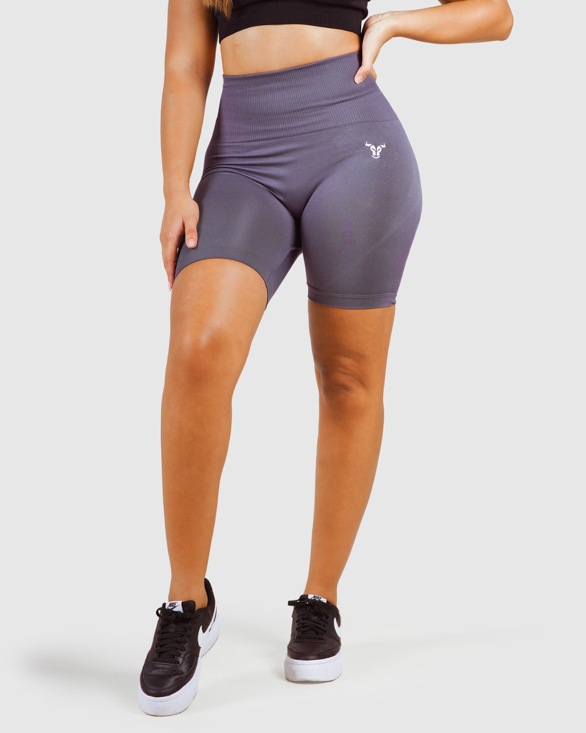 Essential Seamless Short - Smokey Grey