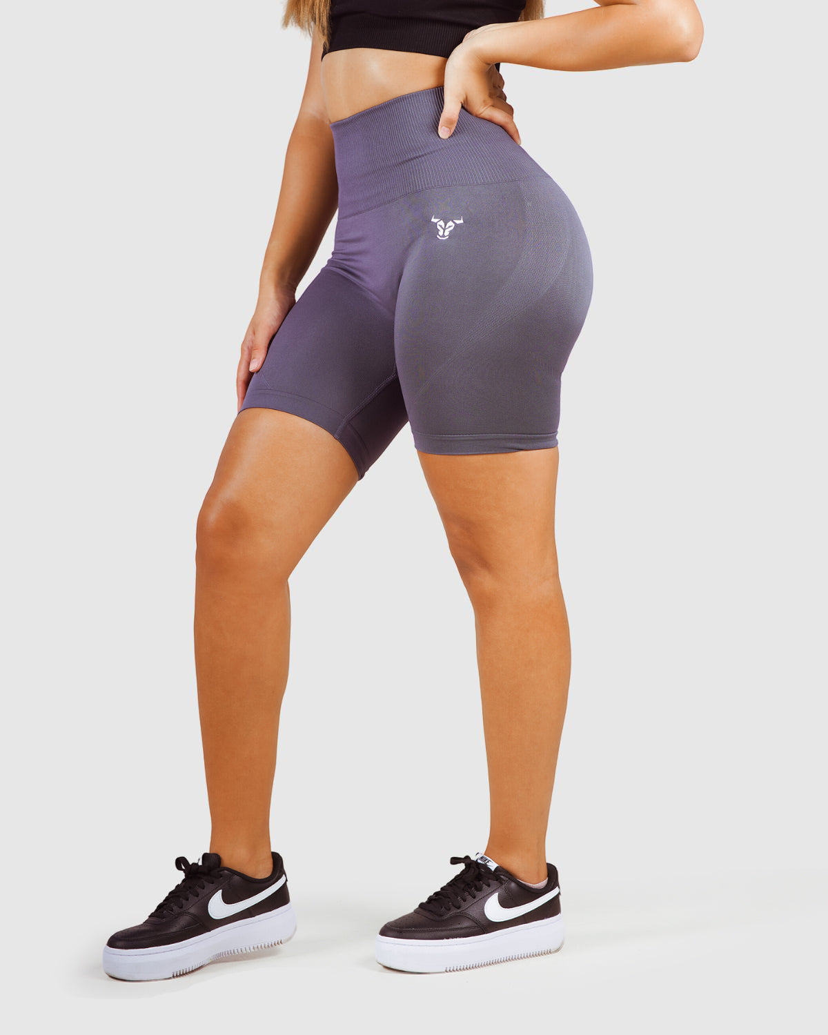 Essential Seamless Short - Smokey Grey