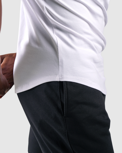 ايسنشال  فنيلة  - أبيض