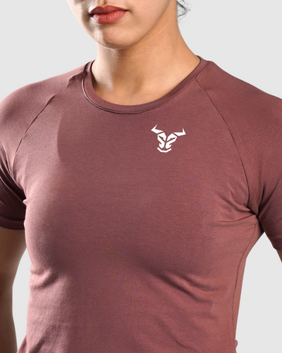 ايسنشال  تيشيرت للنساء - بورجوندي