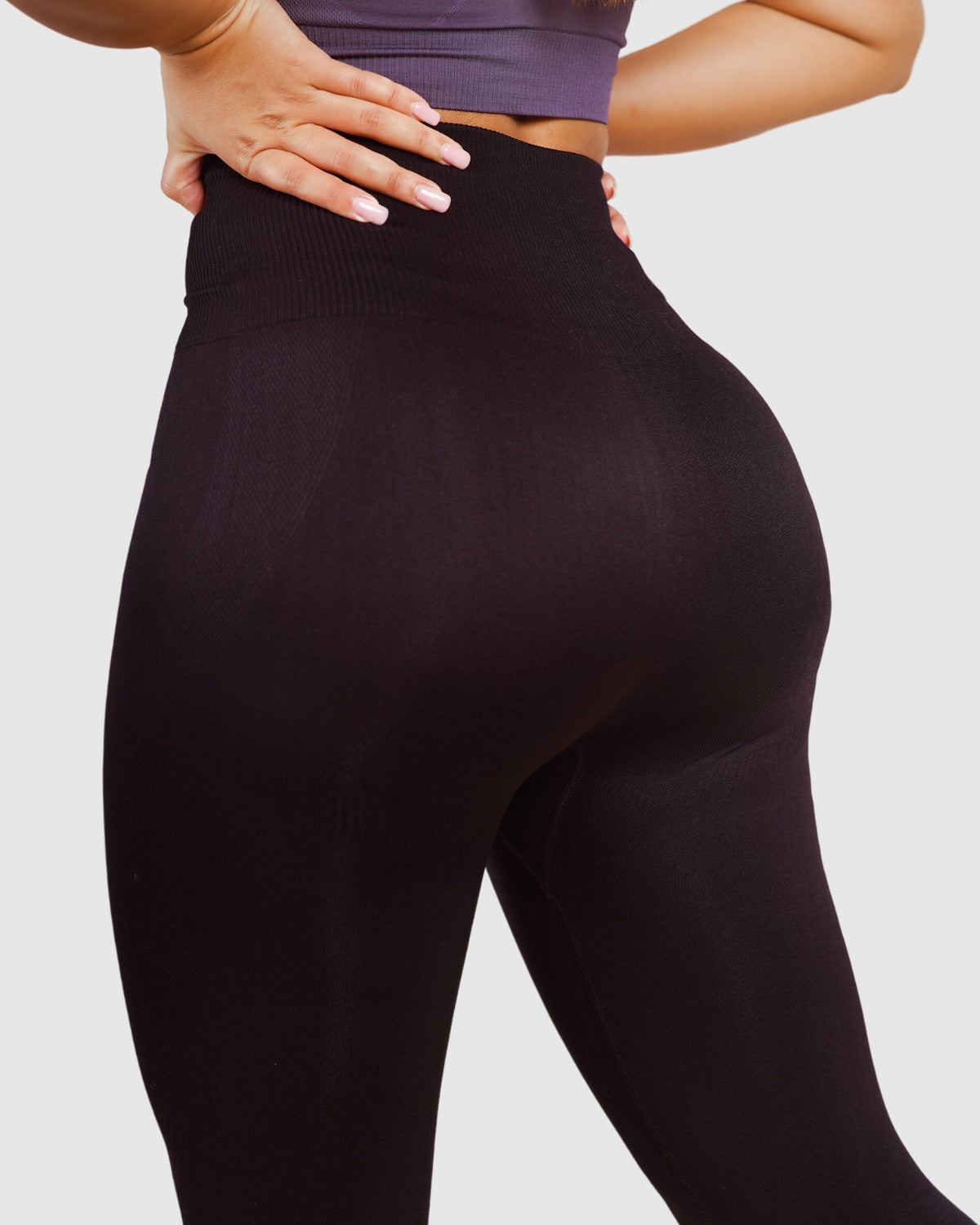 Essential Seamless Leggings - Black – Strong And Savage