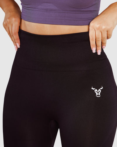 ايسنشال سيملس ليقنز - أسود