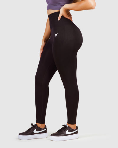 ايسنشال سيملس ليقنز - أسود