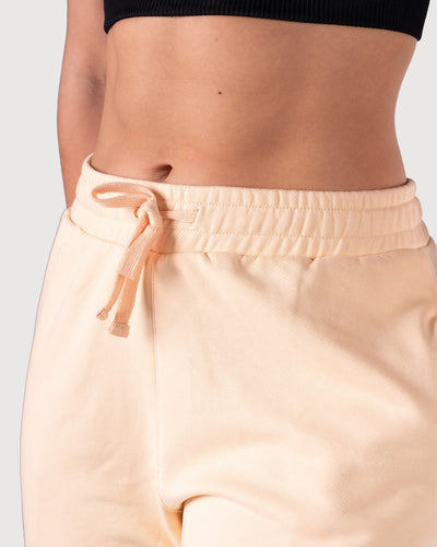 ايسنشال جوغر للنساء - كريمي