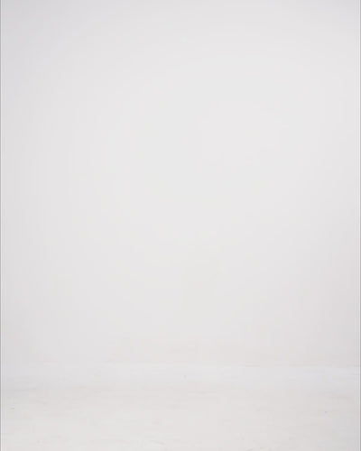 ايسنشال سترينجر - أسود